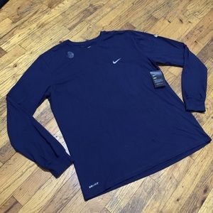 Nike long sleeve tee